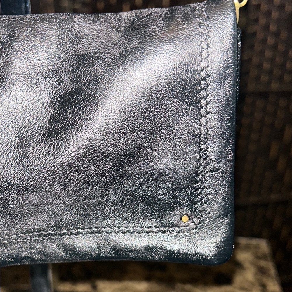 BDG Elegant Black small genuine Leather Crossbody Bag, clutch minimalist - Picture 8 of 17